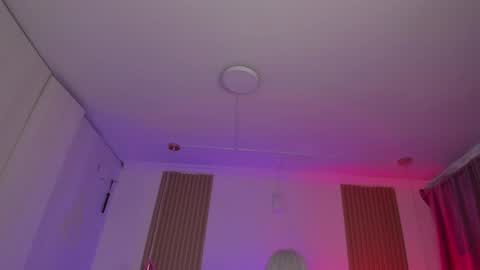 Kendall  online show from 10-25-25, 08:36