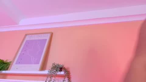 Snapshot of kendalmilleer chatting on 11-27-25, 10:17 online show from 11-27-25, 10:17