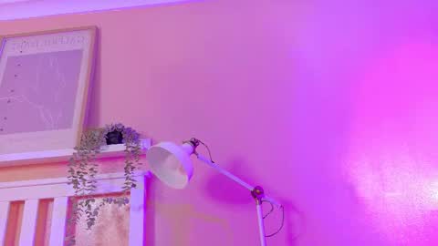 Snapshot of kendalmilleer chatting on 02-04-26, 09:04 online show from 02-04-26, 09:04