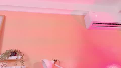 Snapshot of kendalmilleer chatting on 03-19-26, 09:13 online show from 03-19-26, 09:13