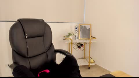 kendra  Benz online show from 11-02-25, 11:34