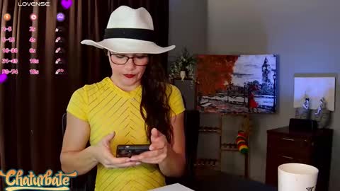 Kendra online show from 11-18-25, 03:01