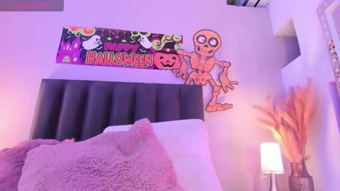 kendrachavez_ online show from 11-02-25, 10:12