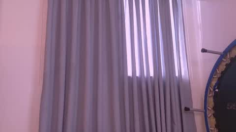 Snapshot of kendracollins_ chatting on 09-26-25, 08:46 Kendra online show from 09-26-25, 08:46