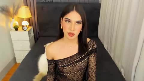 Kendra online show from 03-05-25, 02:01