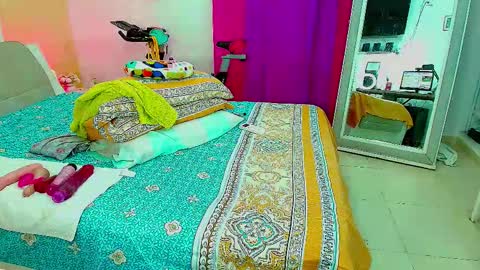 kendralove online show from 11-06-25, 02:34