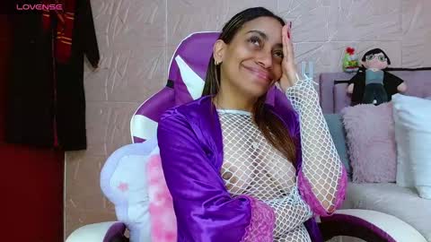 KENDRAPOTTER online show from 11-22-25, 02:16