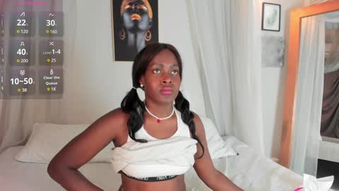 Snapshot of keniamontez chatting on 01-31-25, 08:32 Kenia online show from 01-31-25, 08:32