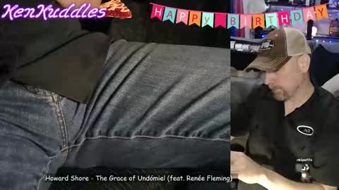 Snapshot of kenkuddles chatting on 12-02-25, 12:38 Ken Kuddles online show from 12-02-25, 12:38