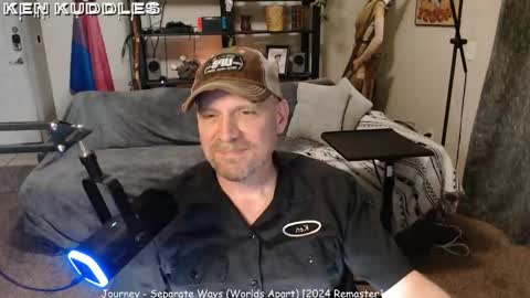 Snapshot of kenkuddles chatting on 02-26-26, 01:15 Ken Kuddles online show from 02-26-26, 01:15