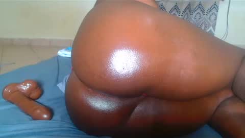 Snapshot of kenna_ass chatting on 12-10-24, 12:50 Kenia online show from 12-10-24, 12:50