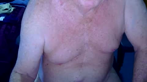 Snapshot of kenneth1948 chatting on 11-18-25, 01:44 kenneth1948 online show from 11-18-25, 01:44