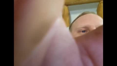 Snapshot of kentbrooks chatting on 01-04-25, 08:59 looking 4 free c2c online show from 01-04-25, 08:59