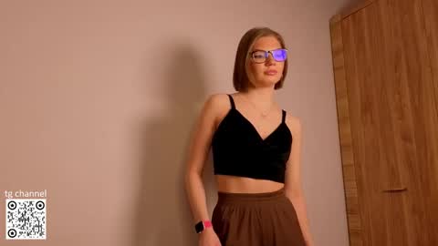 Lisa online show from 02-21-26, 07:15