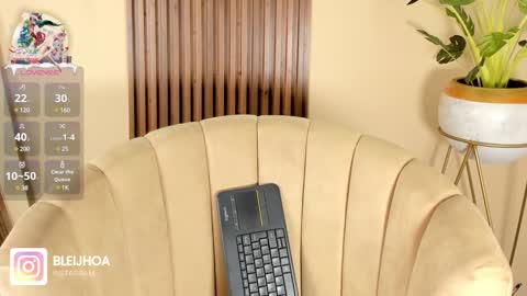 Keny Kitty  Onlyfans Kenayfoxx online show from 12-29-24, 05:42