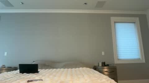 kenziesmithh online show from 11-20-25, 11:37