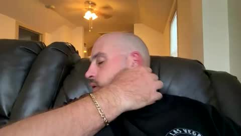 Snapshot of kepkon00 chatting on 11-01-25, 11:18 kepkon00 online show from 11-01-25, 11:18