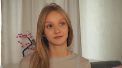 Maia online show from 09-26-25, 07:45