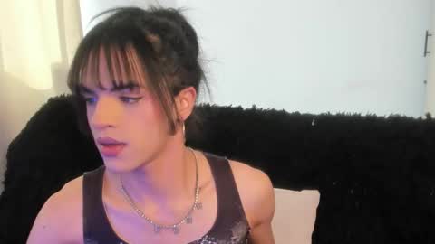 Kerly online show from 10-24-25, 02:02