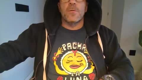 Anton online show from 12-22-25, 08:22