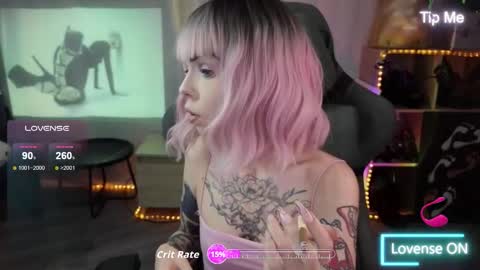 Snapshot of kerry_kirk chatting on 11-21-25, 09:46 Kerry online show from 11-21-25, 09:46