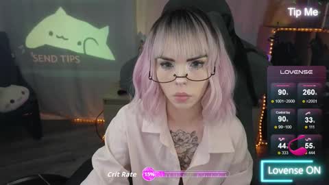 Snapshot of kerry_kirk chatting on 11-27-25, 08:44 Kerry online show from 11-27-25, 08:44