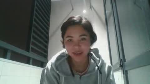 Jenny  online show from 10-18-25, 11:00