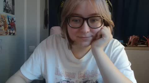 Jenny  online show from 10-20-25, 07:31