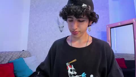 Kev online show from 02-06-25, 02:33