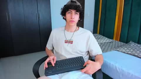 Kev online show from 09-11-25, 05:35