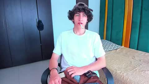 Kev online show from 09-23-25, 05:38