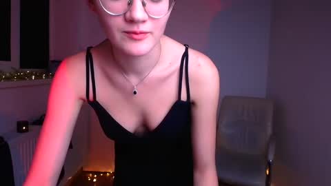 Ketrin online show from 12-30-24, 02:20