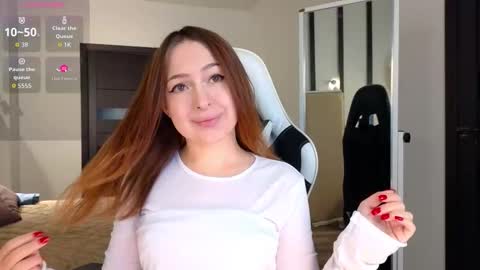 Snapshot of ketrin_white_ chatting on 12-23-25, 02:42 im Ket dont forget give my thumbs up online show from 12-23-25, 02:42