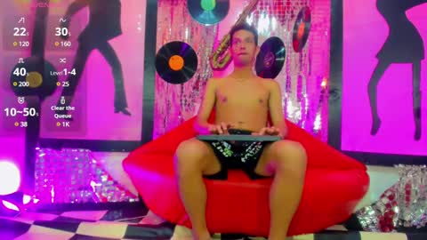 Kev online show from 01-07-25, 03:24