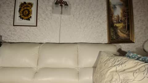 kevin online show from 10-09-25, 06:44