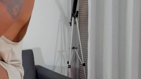 Kevin Lance online show from 12-22-25, 08:55