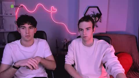 Snapshot of kevin_nix_ chatting on 02-02-26, 01:32 kevin_nix_ online show from 02-02-26, 01:32