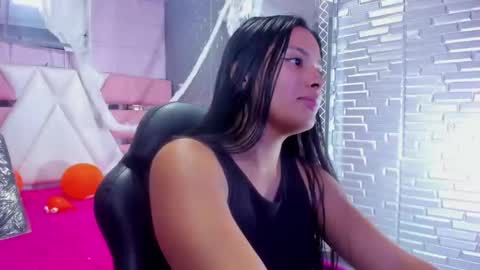 Snapshot of keylaconors chatting on 11-04-25, 01:32 keylaconors online show from 11-04-25, 01:32