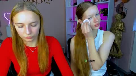 Snapshot of keylas_moan chatting on 09-23-25, 12:41 Keylas online show from 09-23-25, 12:41