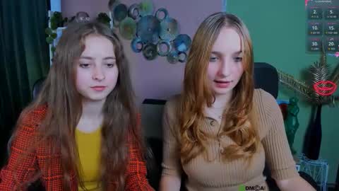 Snapshot of keylas_moan chatting on 10-14-25, 12:50 Keylas online show from 10-14-25, 12:50