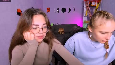 Snapshot of keylas_moan chatting on 10-20-25, 12:16 Keylas online show from 10-20-25, 12:16