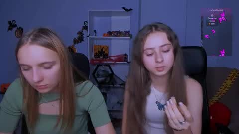 Snapshot of keylas_moan chatting on 10-23-25, 01:10 Keylas online show from 10-23-25, 01:10