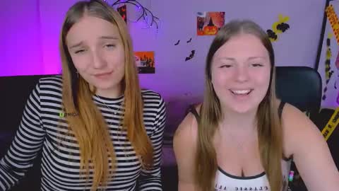 Snapshot of keylas_moan chatting on 10-30-25, 01:23 Keylas online show from 10-30-25, 01:23