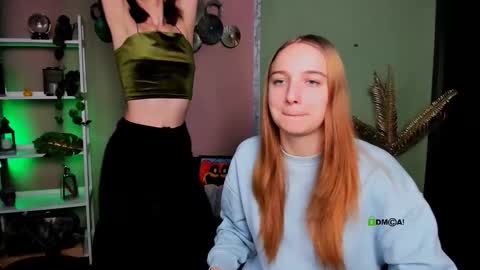 Snapshot of keylas_moan chatting on 11-04-25, 01:32 Keylas online show from 11-04-25, 01:32