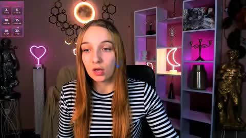 Snapshot of keylas_moan chatting on 11-15-25, 07:05 Keylas online show from 11-15-25, 07:05