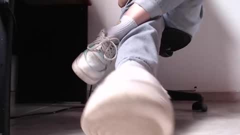     online show from 10-29-25, 03:03