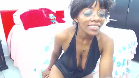 Sandy Saenz online show from 02-09-25, 04:40