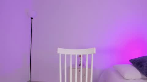 Snapshot of keyth_03 chatting on 01-09-26, 10:55 keyth online show from 01-09-26, 10:55