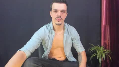 Snapshot of khatarsis2000 chatting on 02-13-26, 07:15 DonyBrown online show from 02-13-26, 07:15