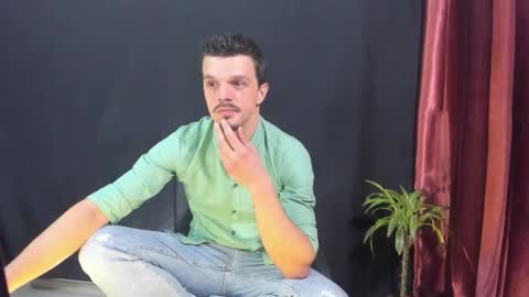 Snapshot of khatarsis2000 chatting on 02-14-26, 06:10 DonyBrown online show from 02-14-26, 06:10